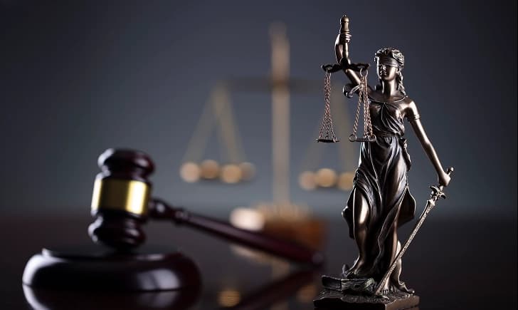 Payment Disputes Analyzed by a Contract Lawyer in New York